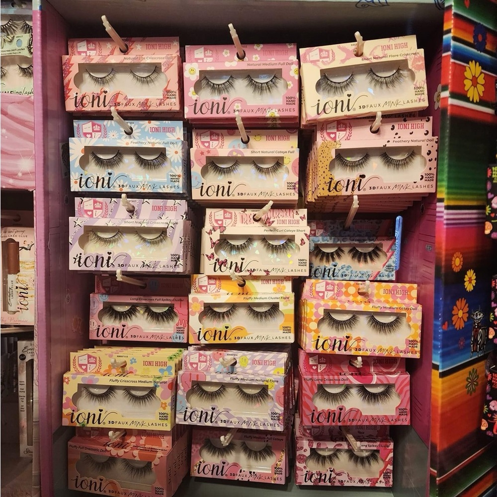 All faux mink eye lashes in cult by the case
